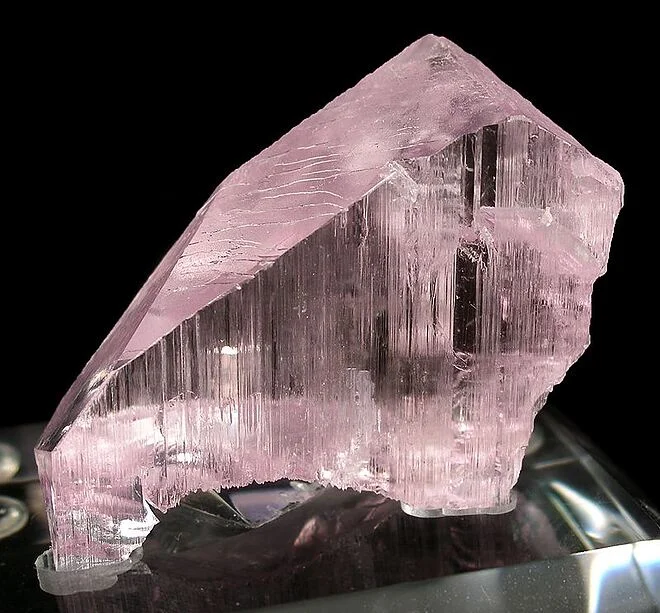Kunzite Stone