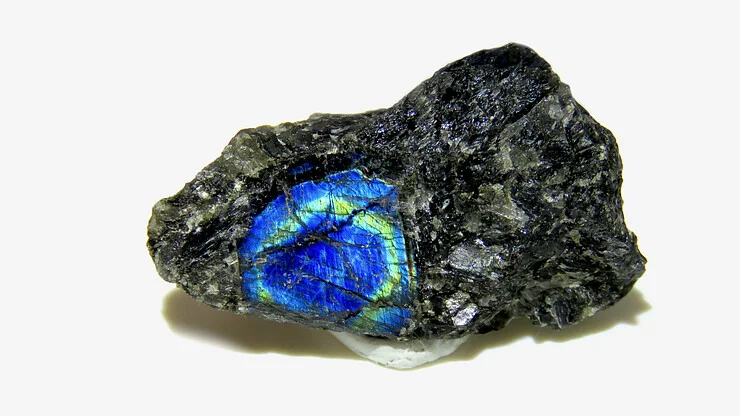 Spektrolit Taşı